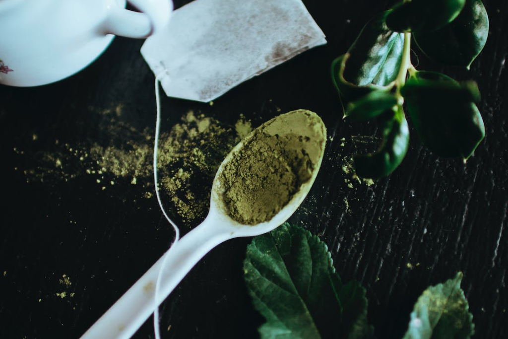 Reasons Sportsman Are Buying Gold Kratom Shots Online