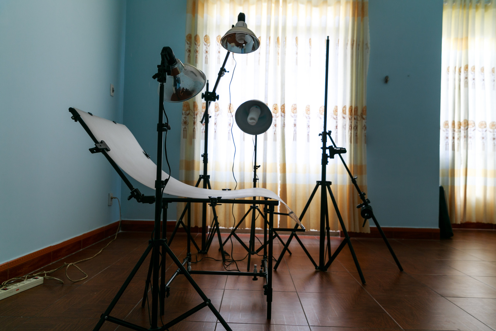 How to Use Your Own Photos as Part of Your Online Brand