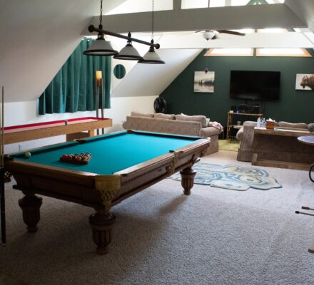 The Art of Creating an Immersive Poker Room