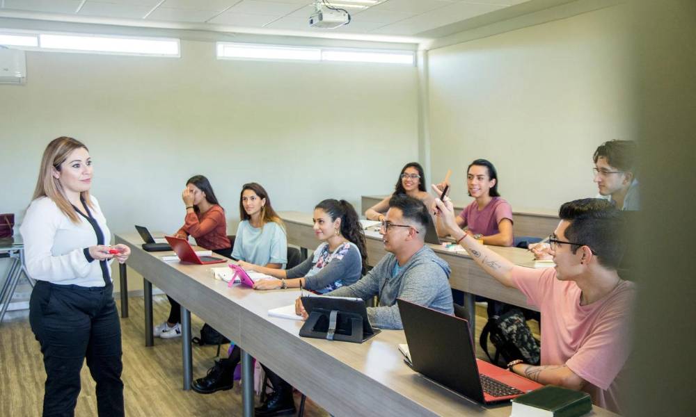 Navigating Networking in College: A Comprehensive Guide