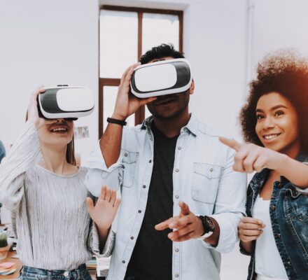 How Technology Can Help You Boost Your Social Skills