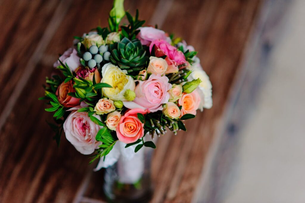 How to Decorate a Home with Fresh Flowers